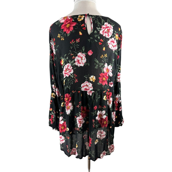 NWT Torrid Babydoll Gauze Keyhole Front Tunic Top Floral Women's Plus Size 4 4X - Picture 4 of 10